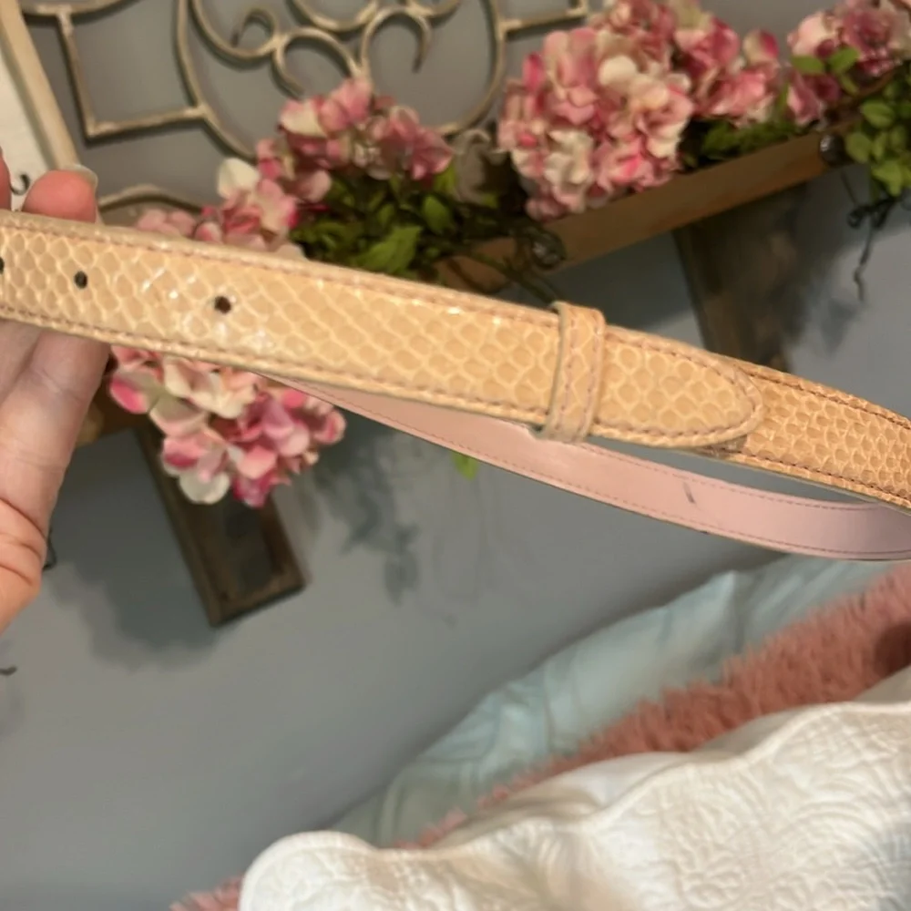Amanda Smith Beige Textured Belt